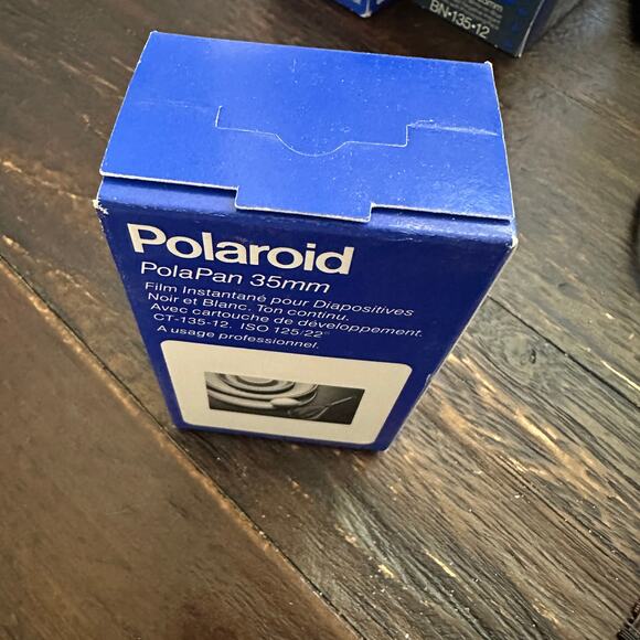 Polaroid PolaPan 35mm Instant B&W Slide Film 135-36 Expired AUG 1988 (2 boxes) - Picture 8 of 8